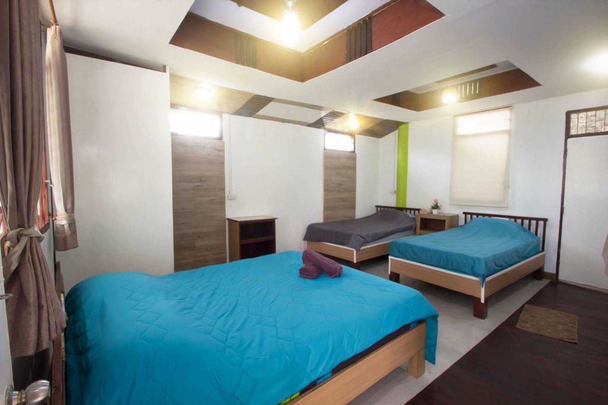 Nu Phuket Airport Residence Bagian luar foto