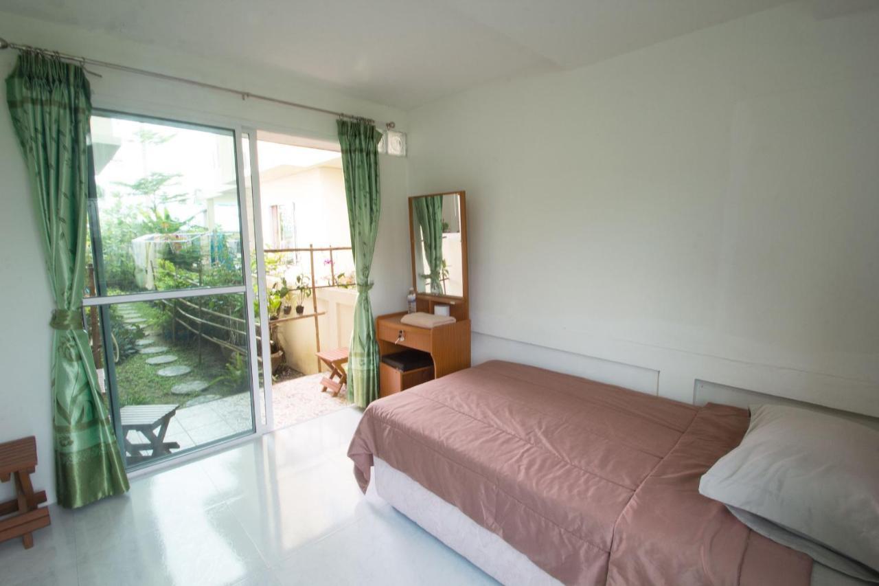 Nu Phuket Airport Residence Bagian luar foto