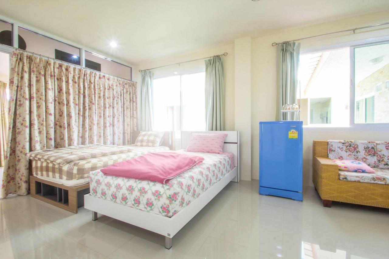 Nu Phuket Airport Residence Bagian luar foto